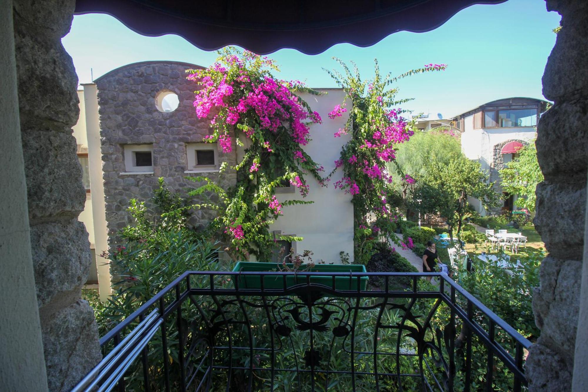Bella Garden Hotel Bodrum Esterno foto