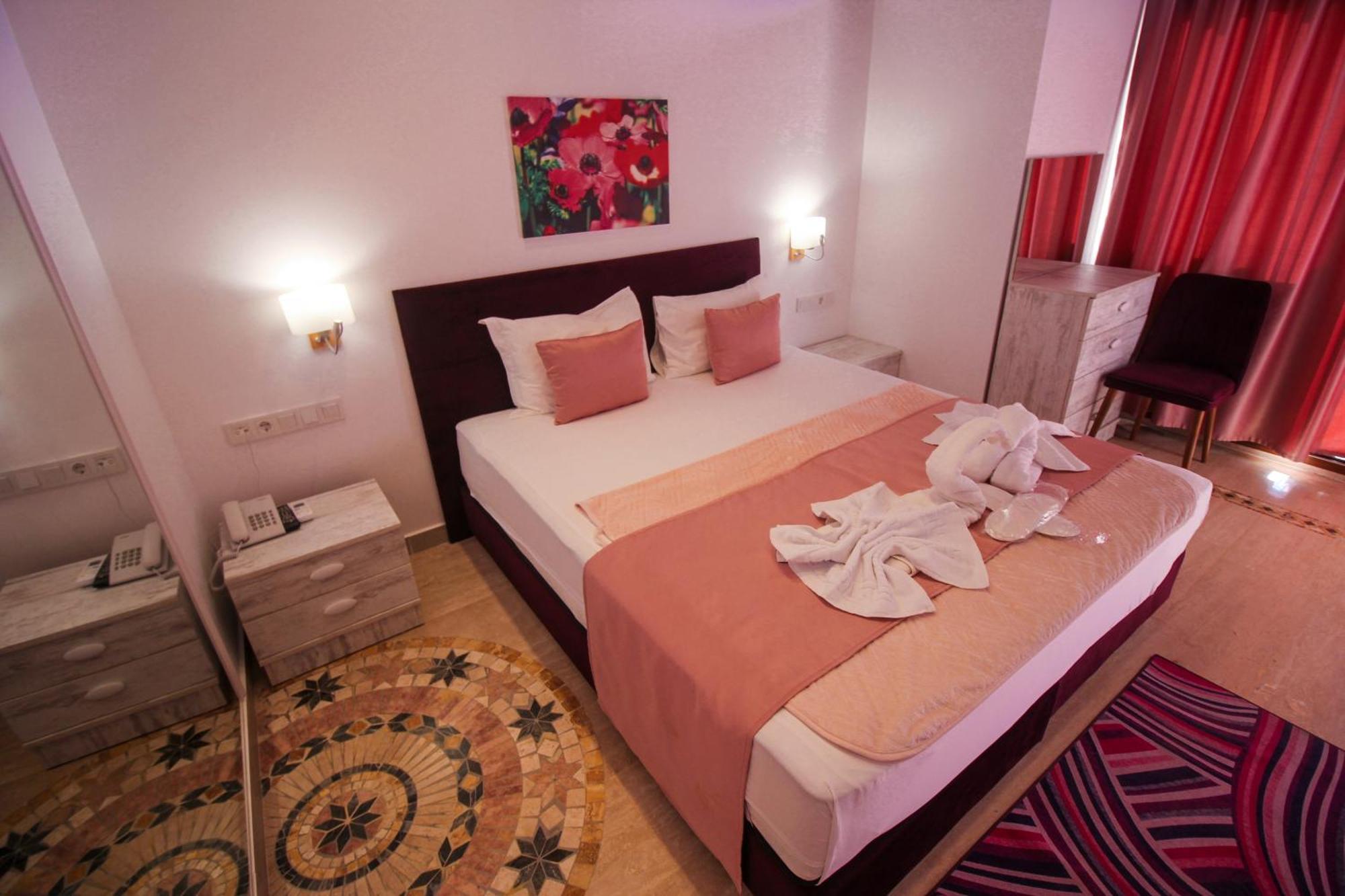 Bella Garden Hotel Bodrum Esterno foto